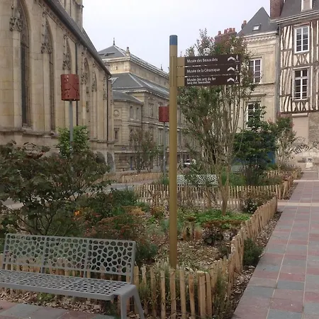 Lylylodge - T3 Center *