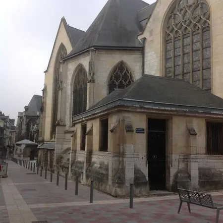 Lylylodge - T3 Center *