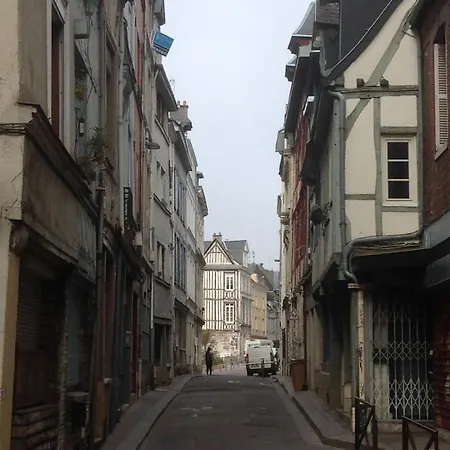 Lylylodge - T3 Center Apartment